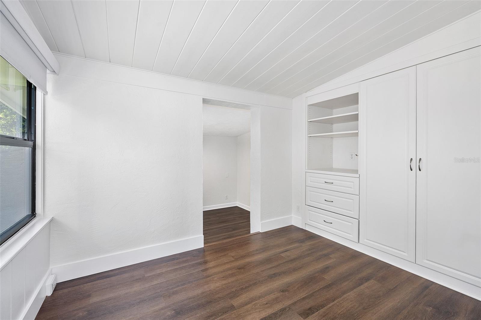 Image 25 of 48 For 116 Neptune Avenue