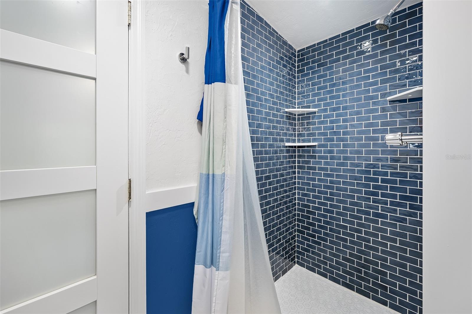 Image 28 of 48 For 116 Neptune Avenue