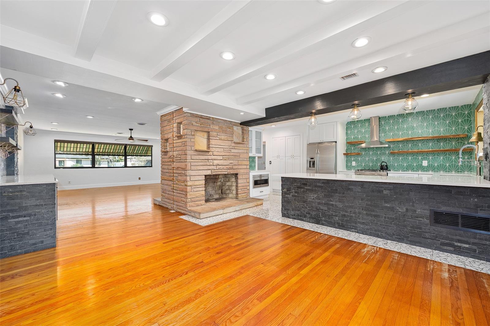 Image 5 of 48 For 116 Neptune Avenue