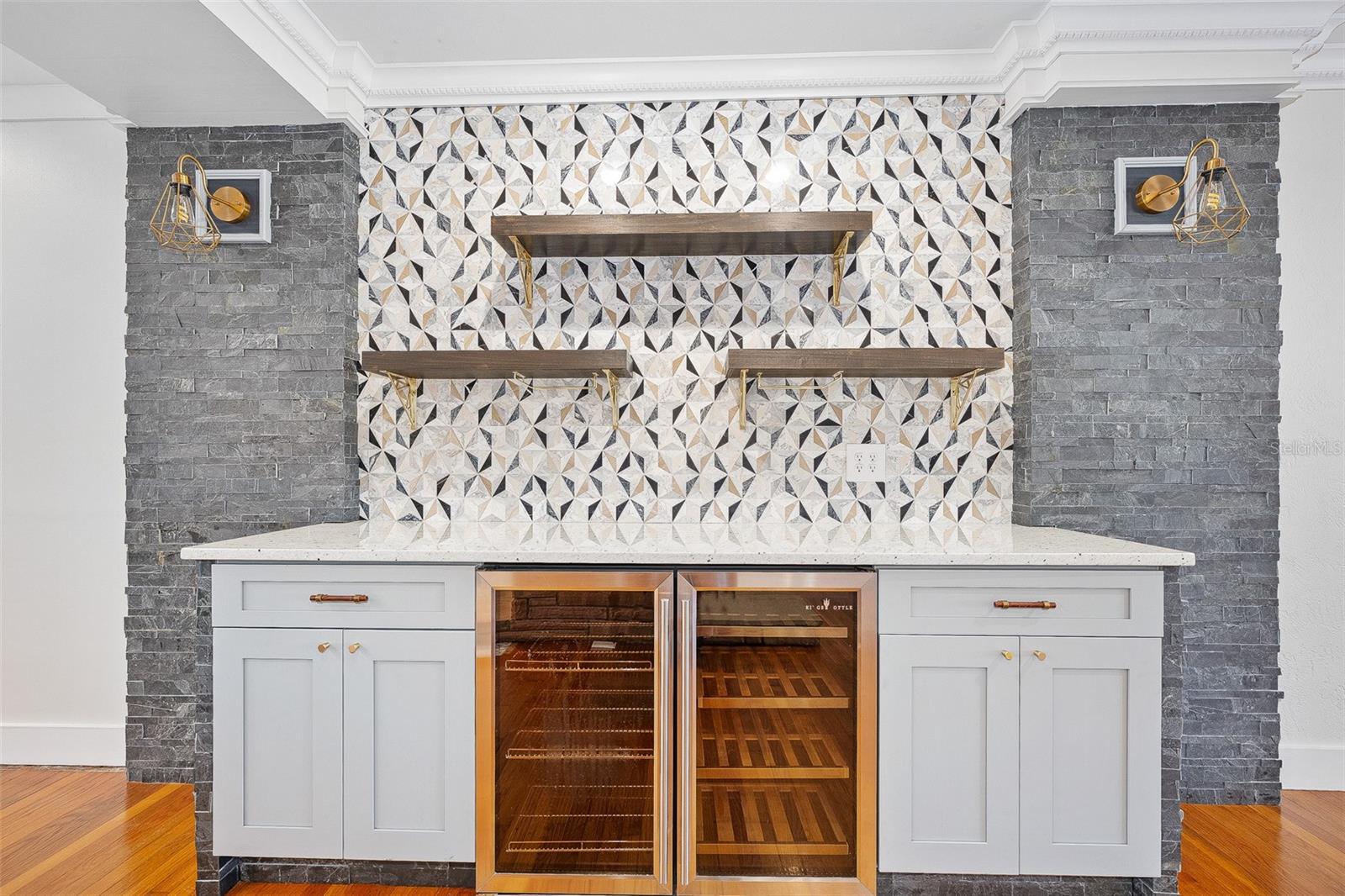 Image 7 of 48 For 116 Neptune Avenue