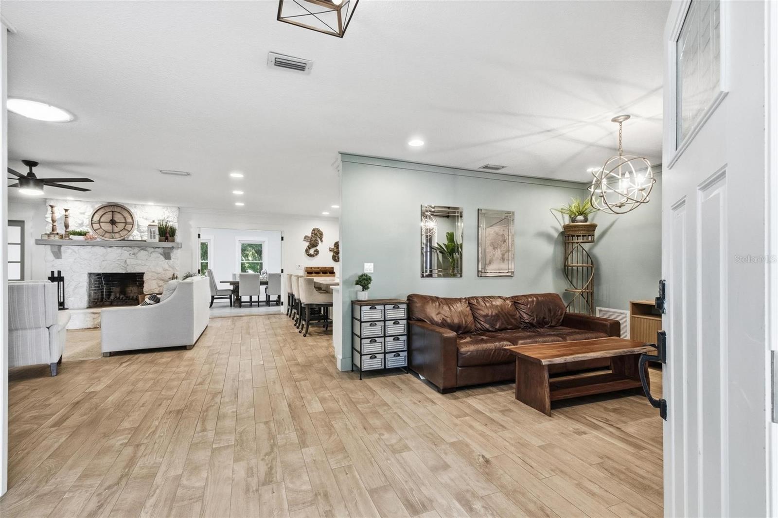 Image 10 of 53 For 3 Creek Bluff Run