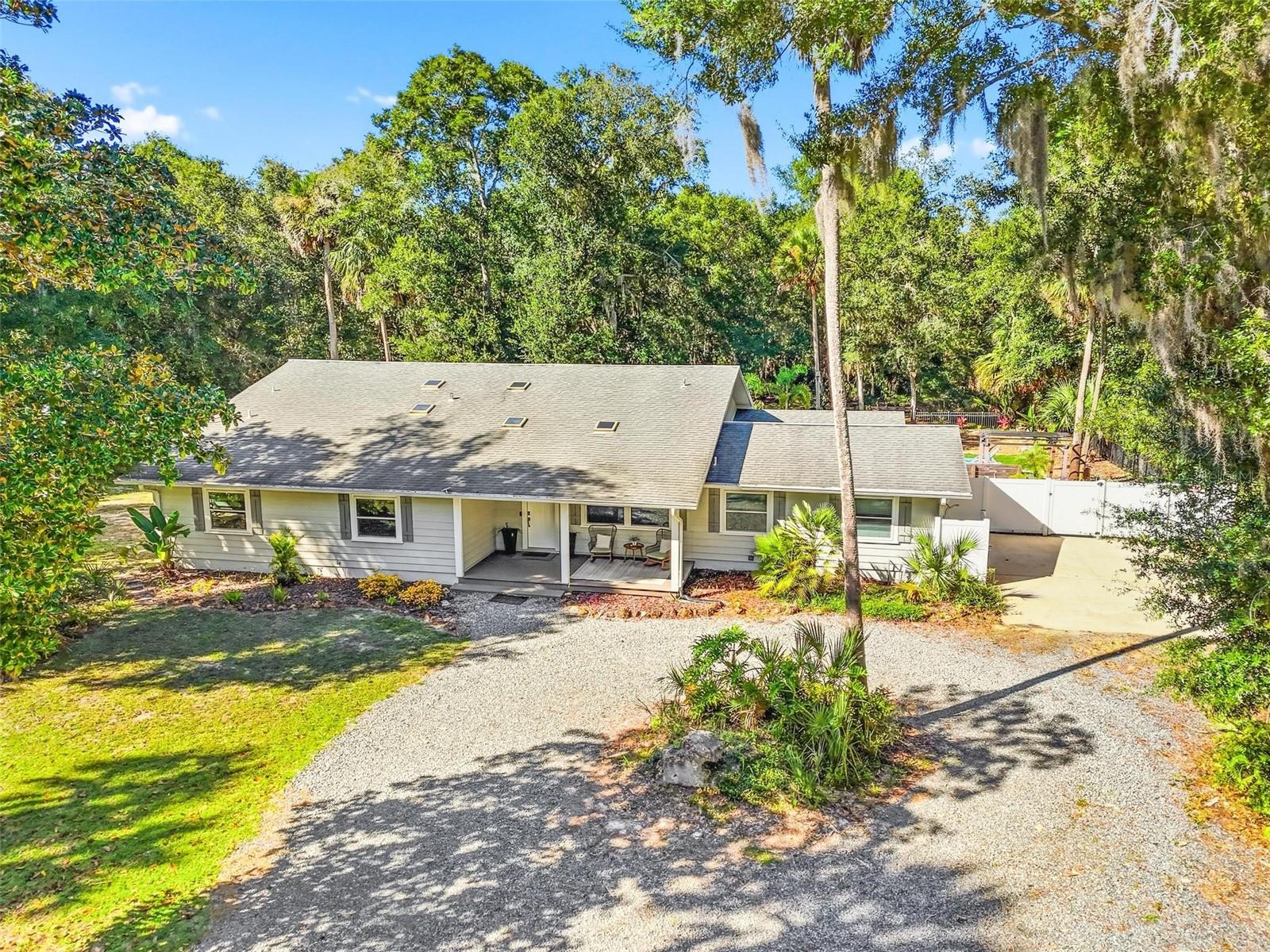 Image 3 of 53 For 3 Creek Bluff Run