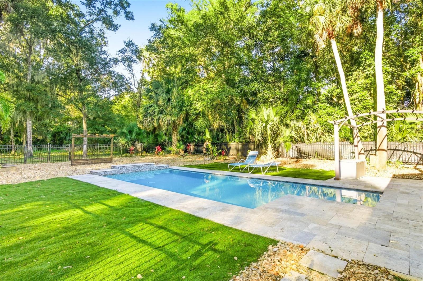 Image 8 of 53 For 3 Creek Bluff Run