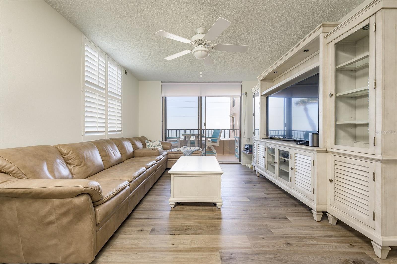 Image 22 of 62 For 3360 Ocean Shore Boulevard 306