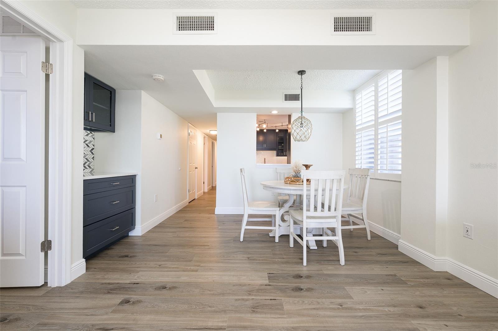 Image 6 of 62 For 3360 Ocean Shore Boulevard 306