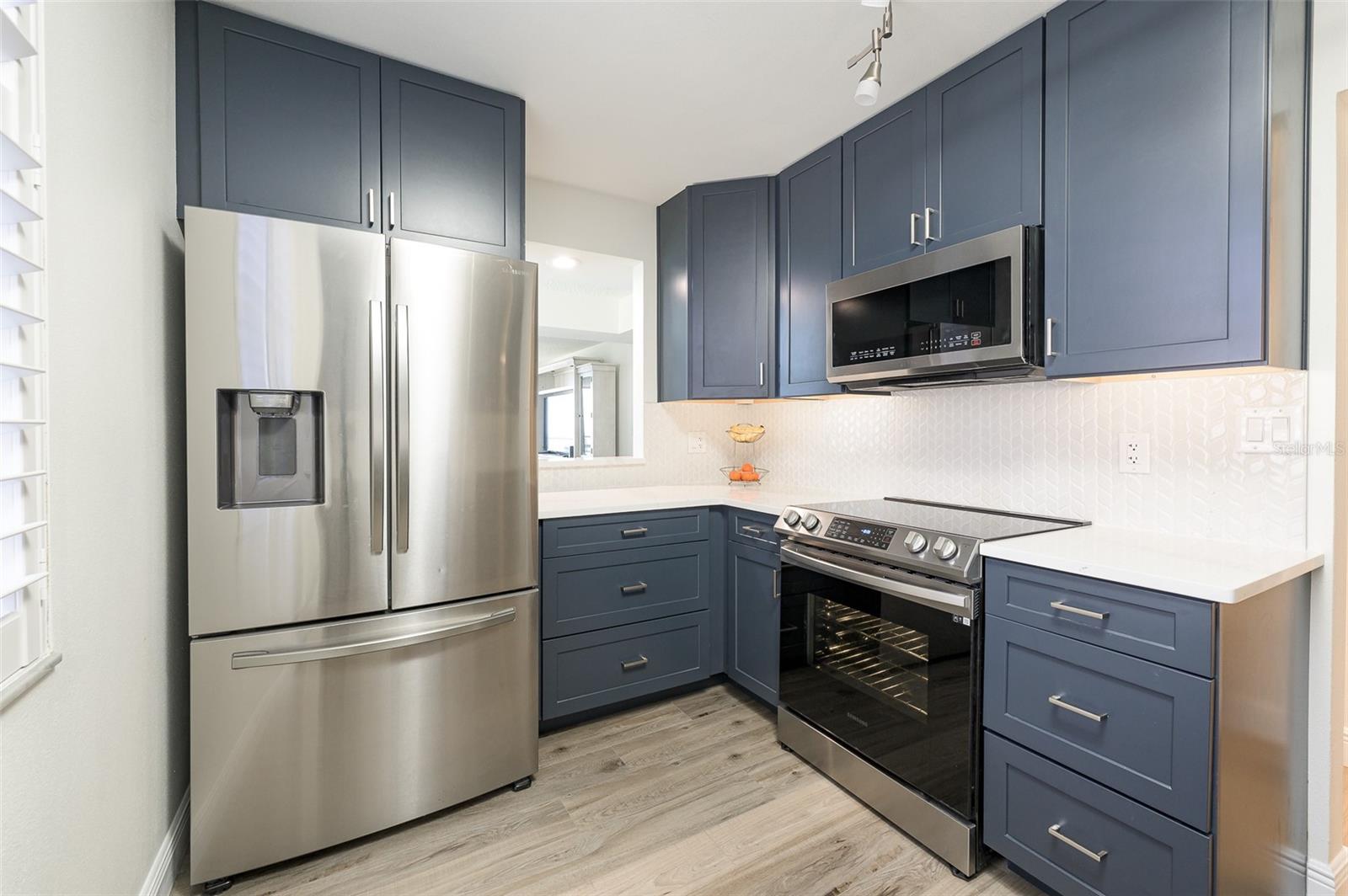 Image 7 of 62 For 3360 Ocean Shore Boulevard 306