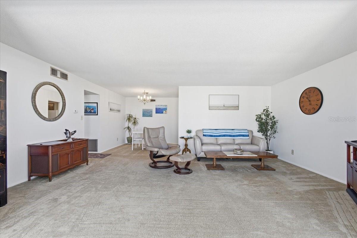 Image 10 of 50 For 1224 Peninsula Drive 407