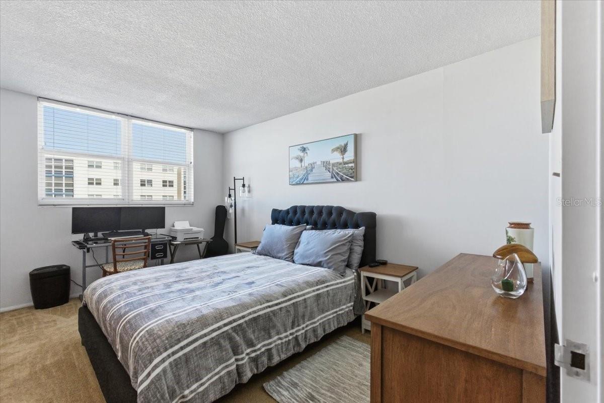 Image 17 of 50 For 1224 Peninsula Drive 407