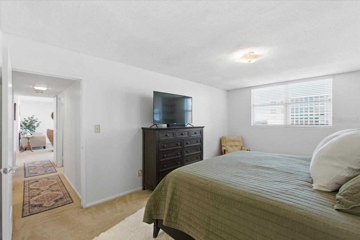 Image 21 of 50 For 1224 Peninsula Drive 407