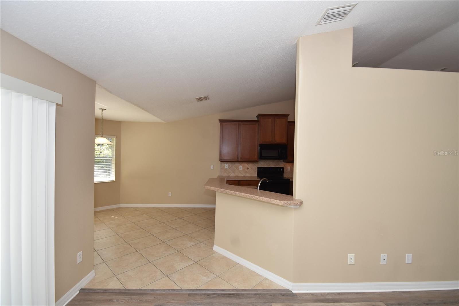 Image 7 of 40 For 54 Postwood Drive