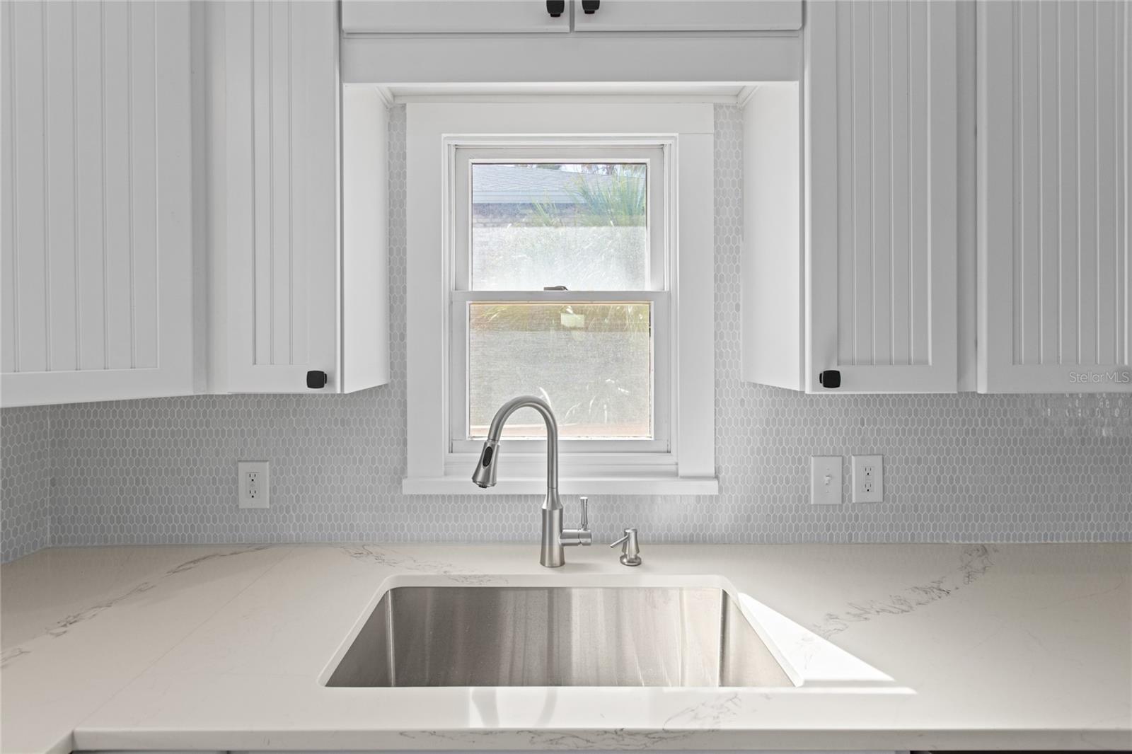 Image 37 of 100 For 5336 Atlantic View