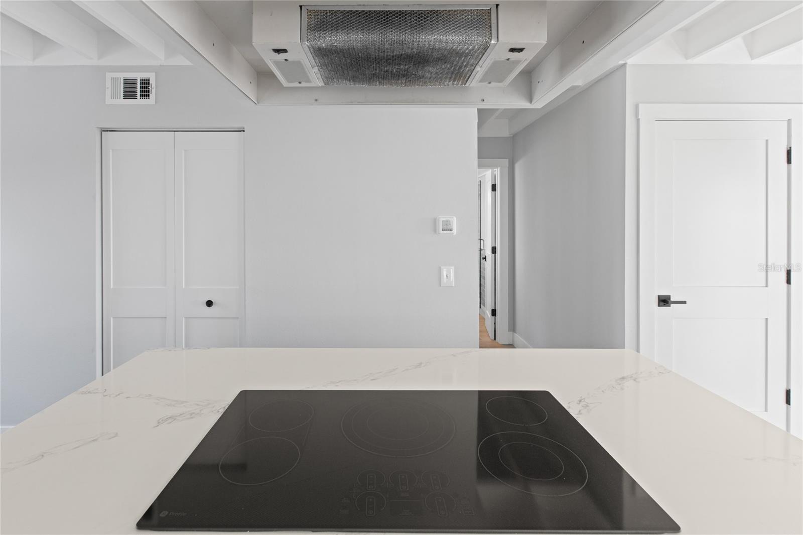 Image 38 of 100 For 5336 Atlantic View