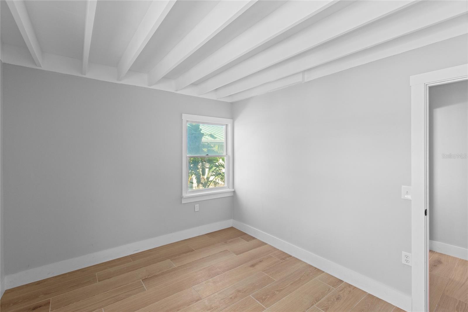 Image 42 of 100 For 5336 Atlantic View