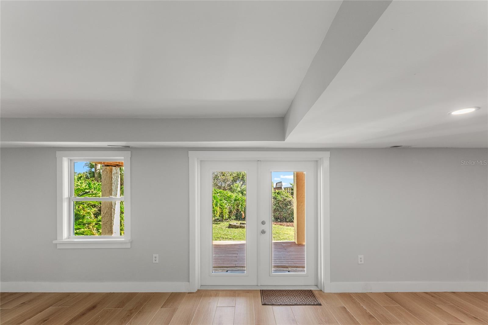 Image 52 of 100 For 5336 Atlantic View