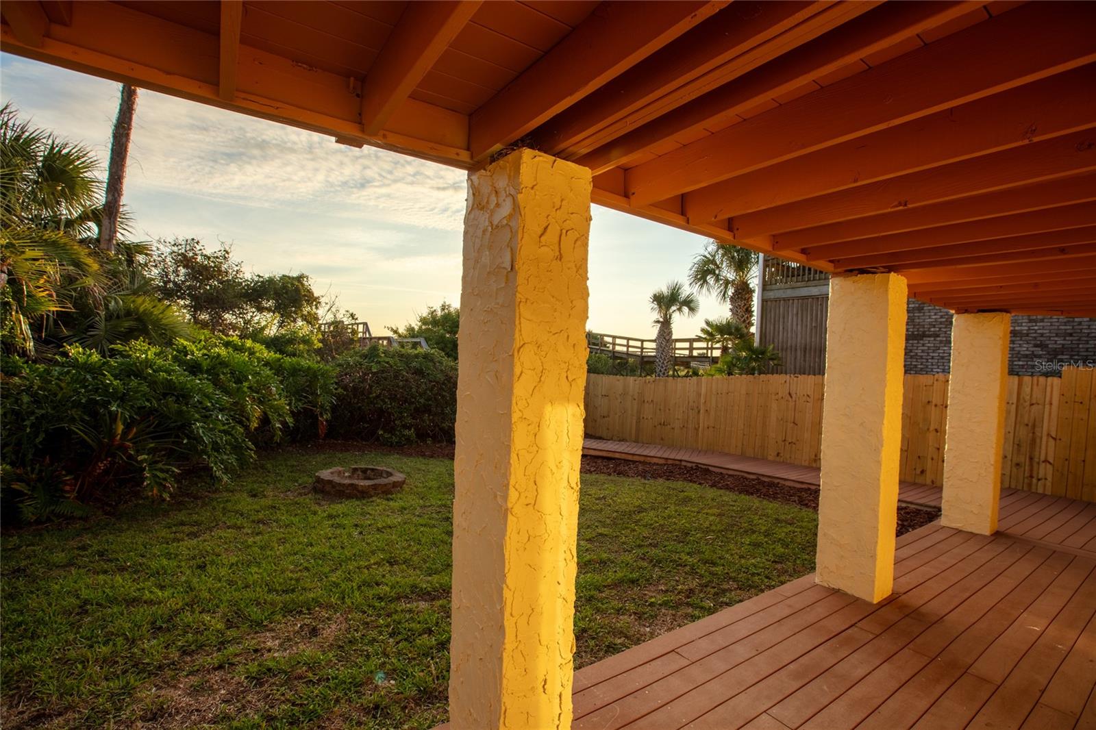 Image 81 of 100 For 5336 Atlantic View