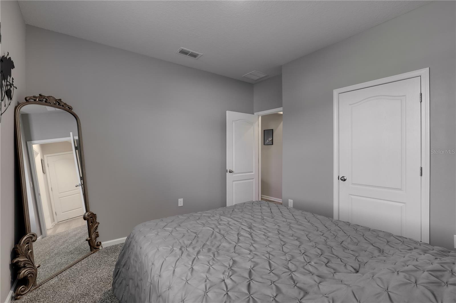 Image 27 of 64 For 3151 Lawton Place