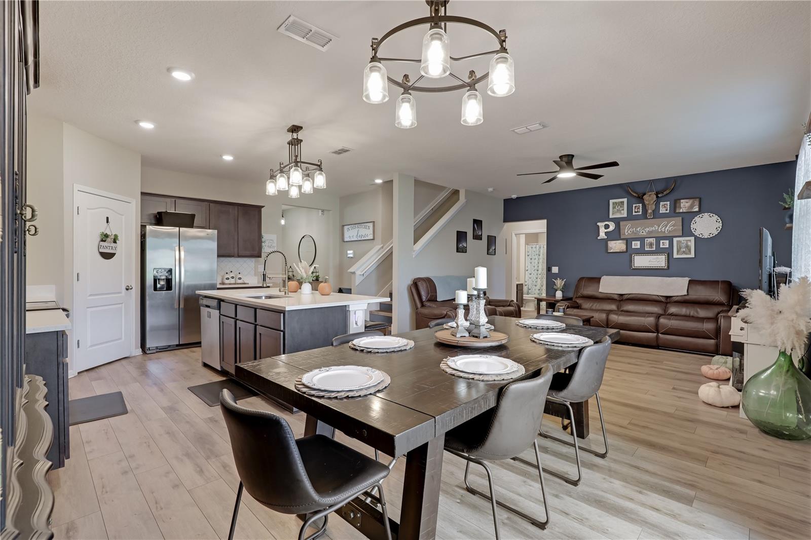 Image 3 of 64 For 3151 Lawton Place