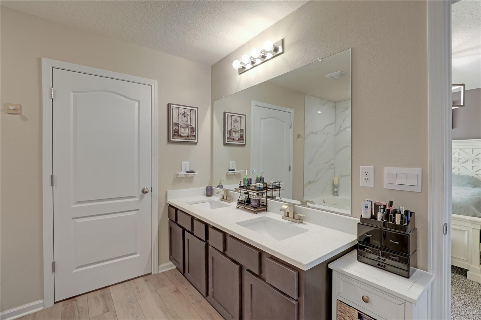 Image 34 of 64 For 3151 Lawton Place