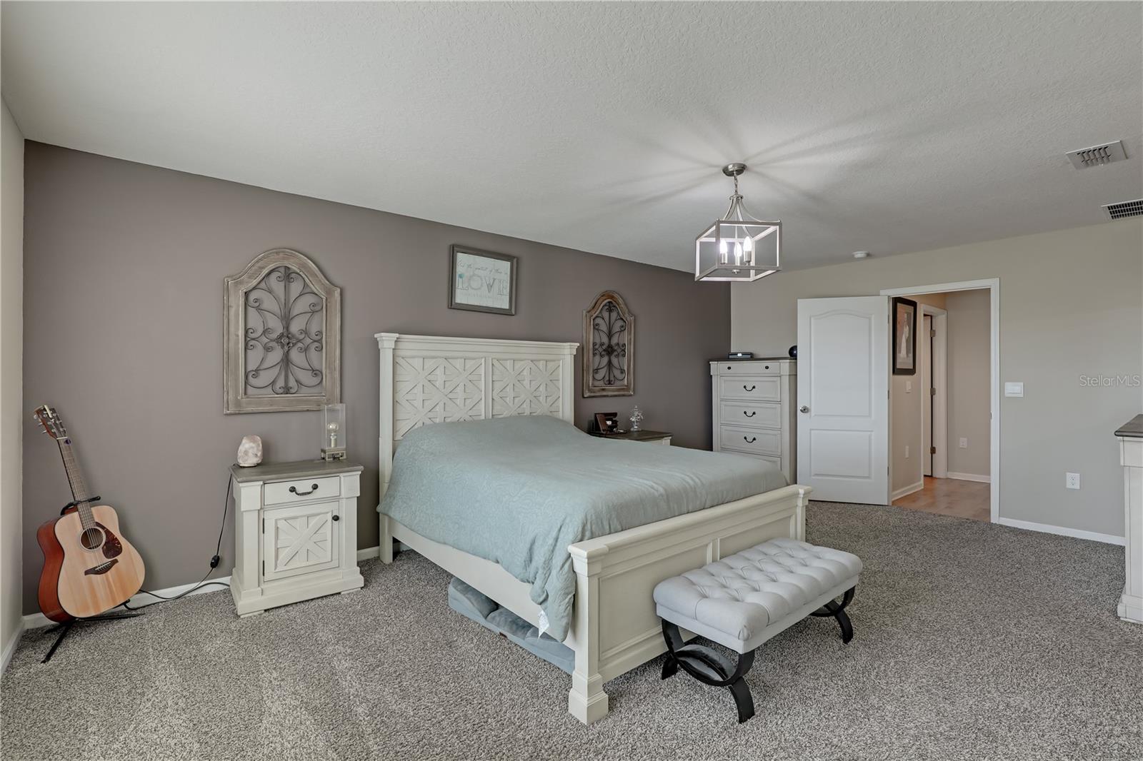 Image 5 of 64 For 3151 Lawton Place