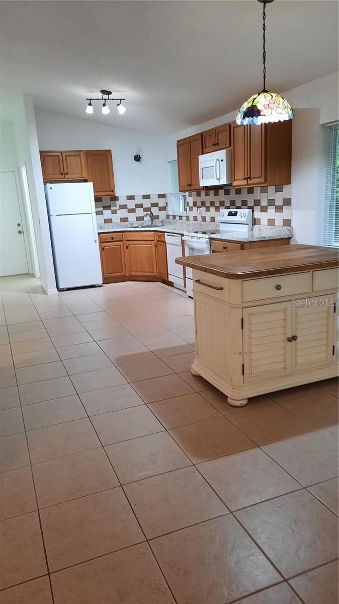 Image 13 of 25 For 640 Virginia Avenue