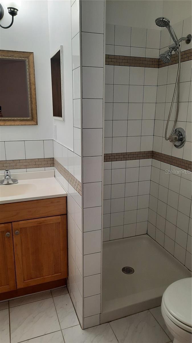 Image 16 of 25 For 640 Virginia Avenue