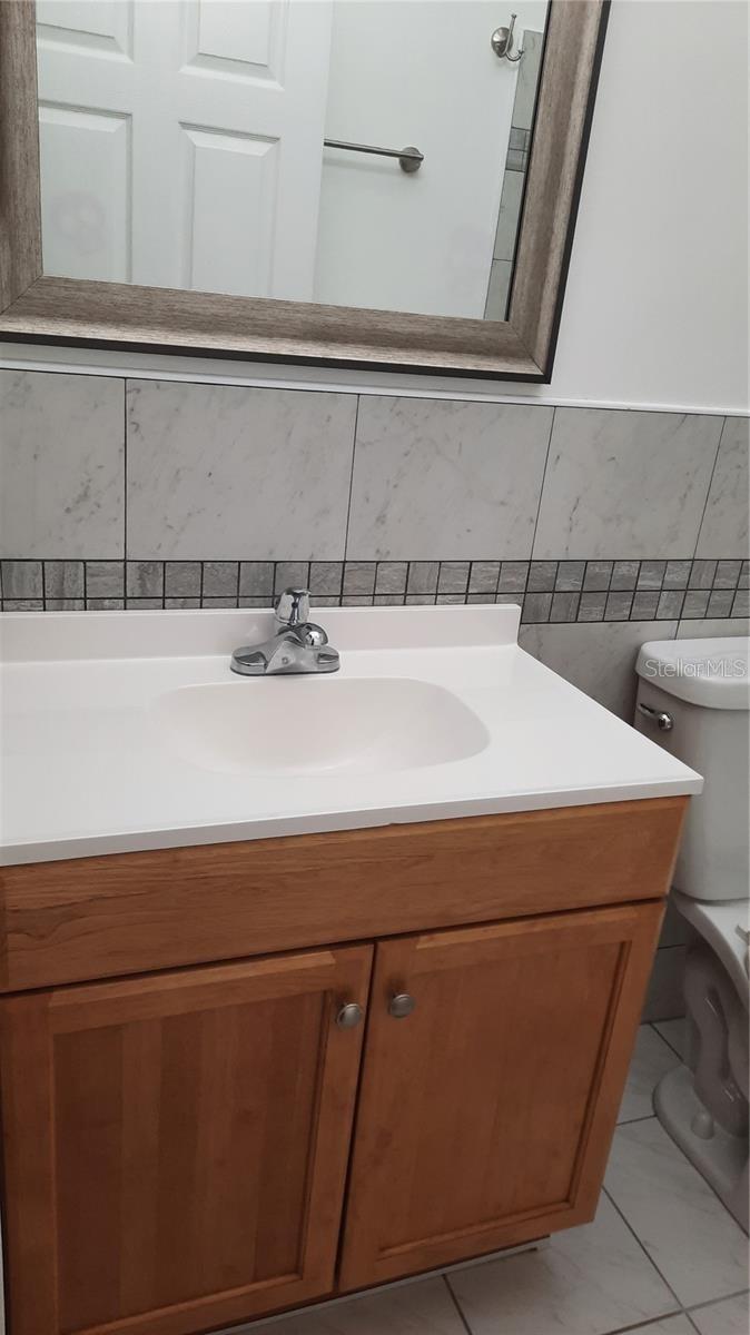 Image 17 of 25 For 640 Virginia Avenue