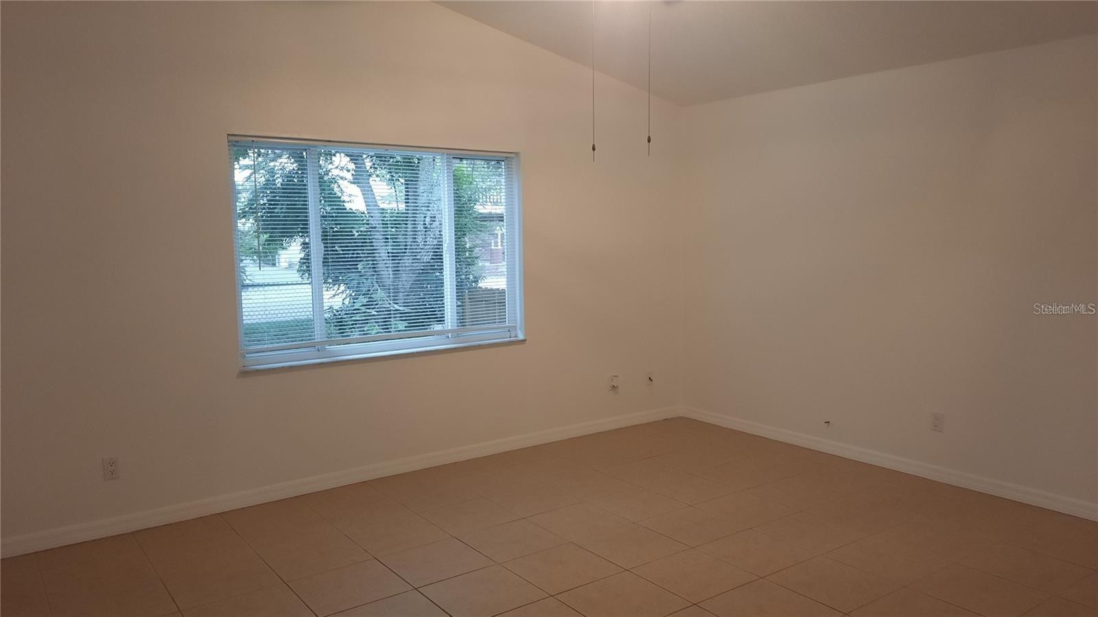 Image 20 of 25 For 640 Virginia Avenue