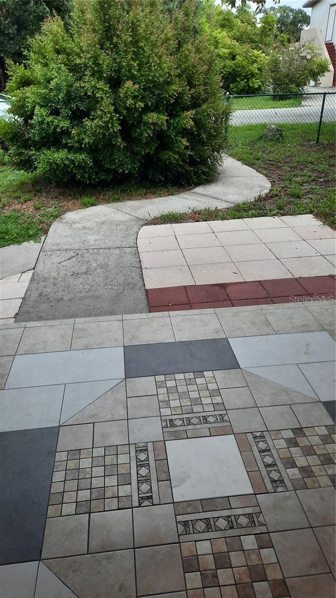 Image 6 of 25 For 640 Virginia Avenue