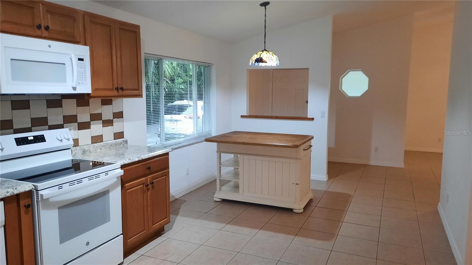 Image 9 of 25 For 640 Virginia Avenue