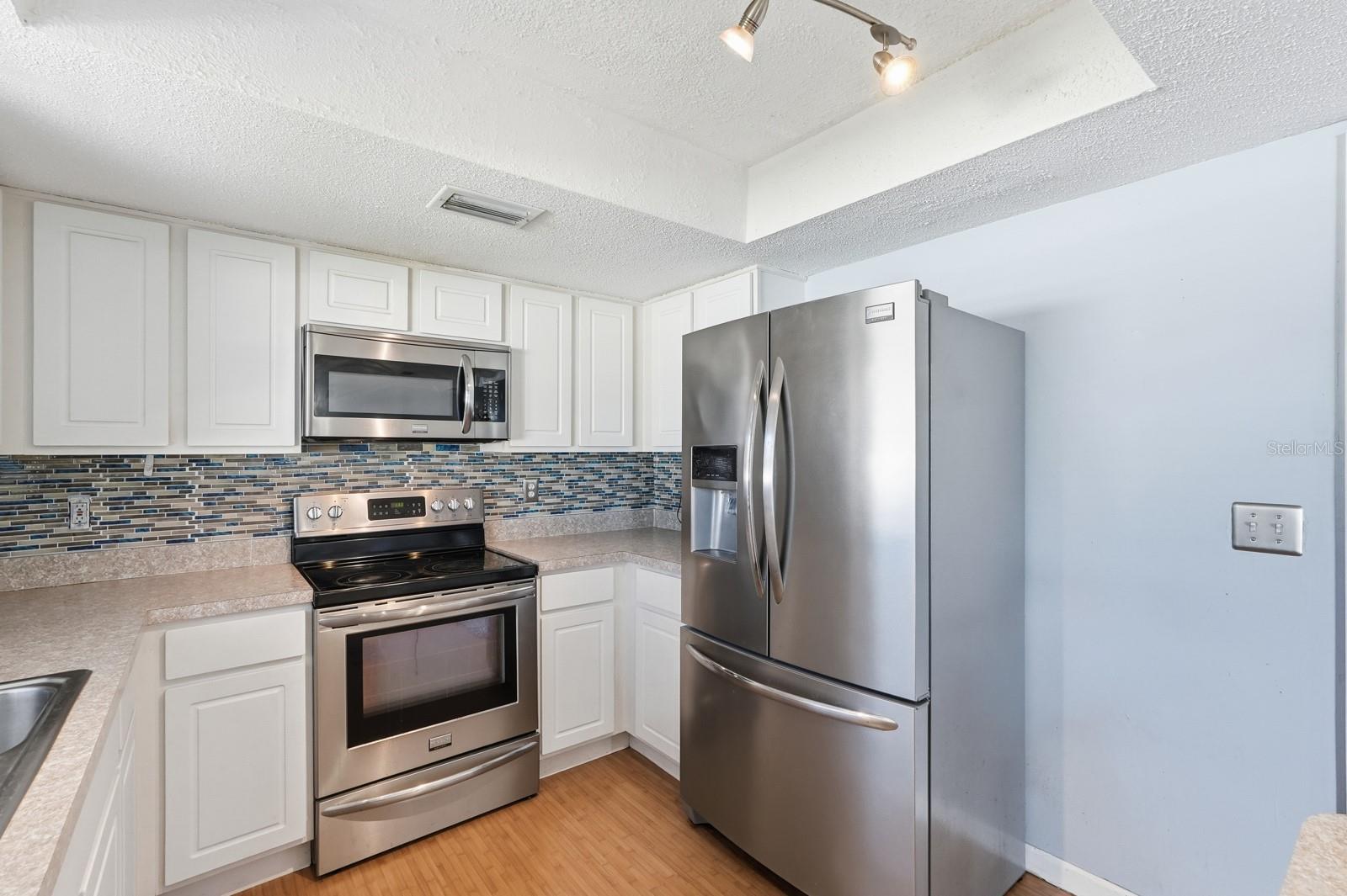 Image 13 of 33 For 145 Springwood Drive