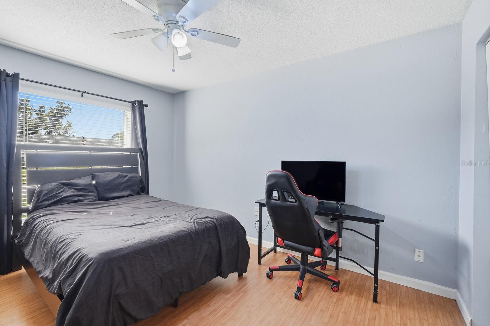 Image 14 of 33 For 145 Springwood Drive