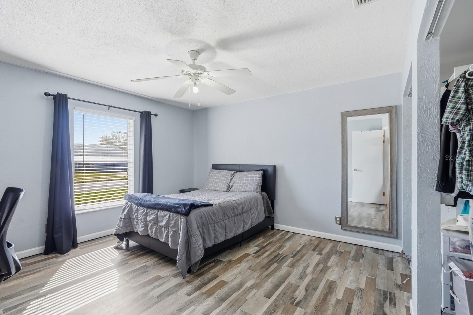 Image 19 of 33 For 145 Springwood Drive