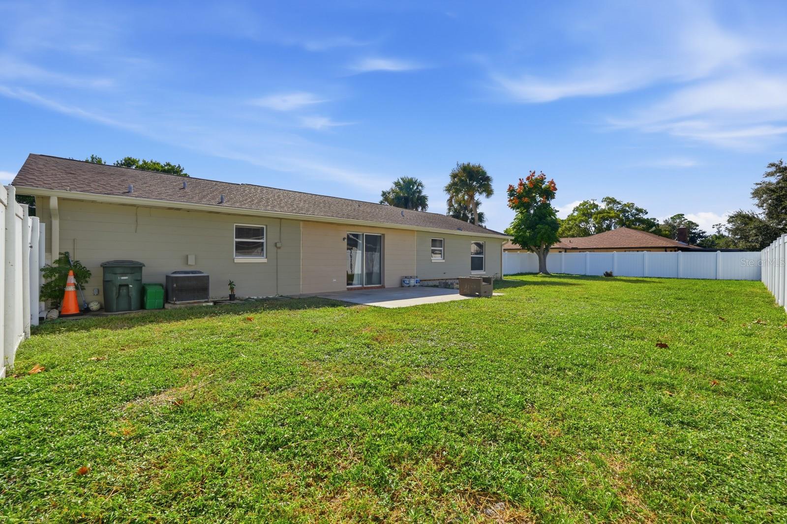 Image 25 of 33 For 145 Springwood Drive