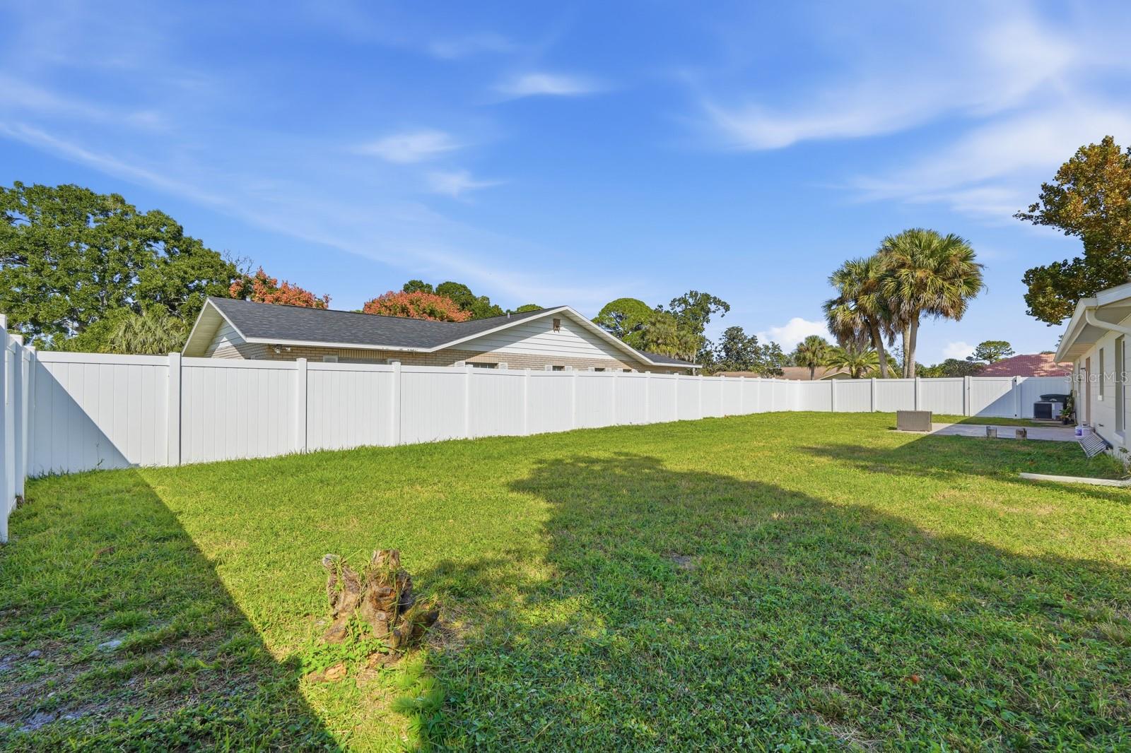 Image 27 of 33 For 145 Springwood Drive