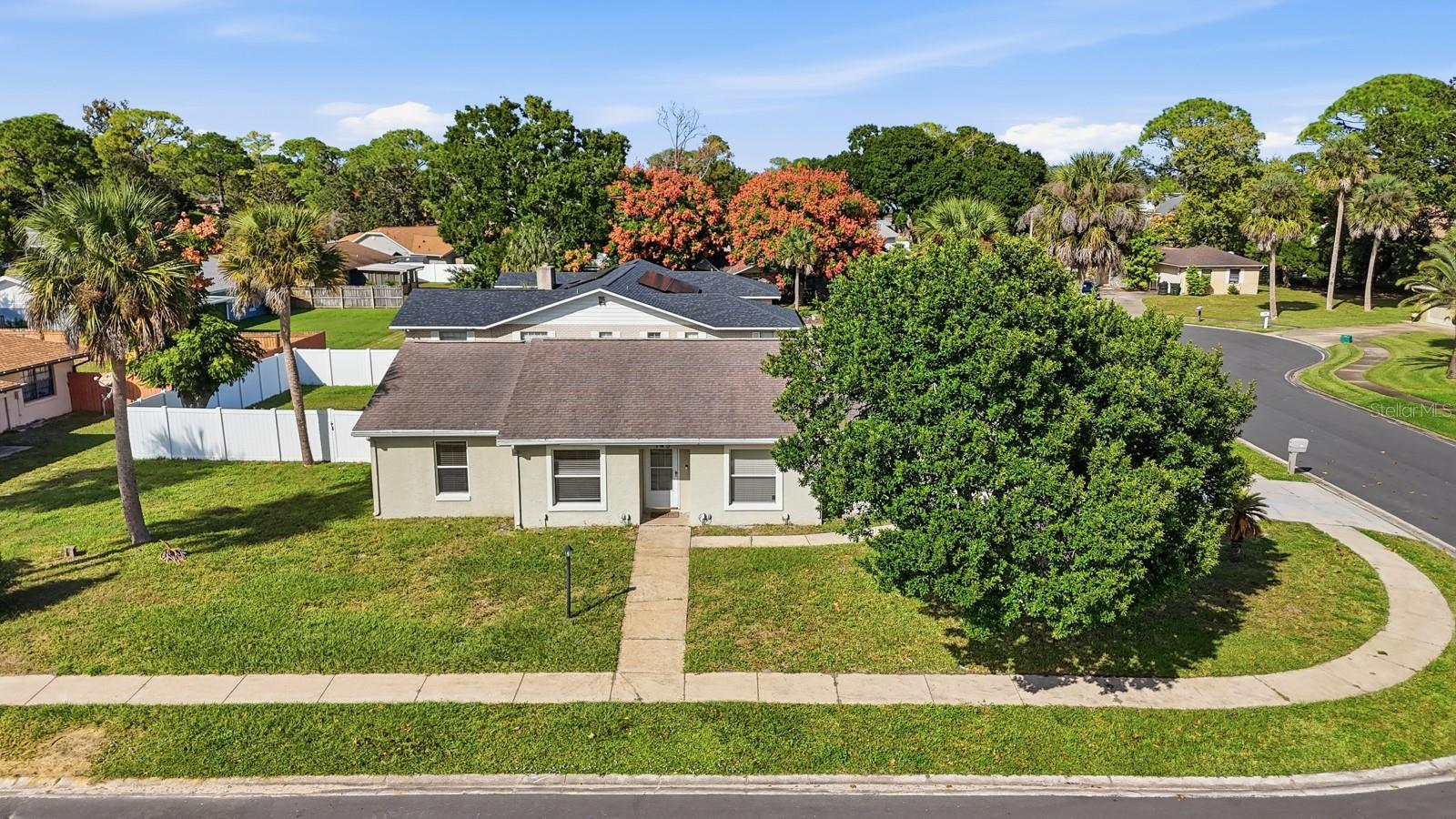 Image 28 of 33 For 145 Springwood Drive