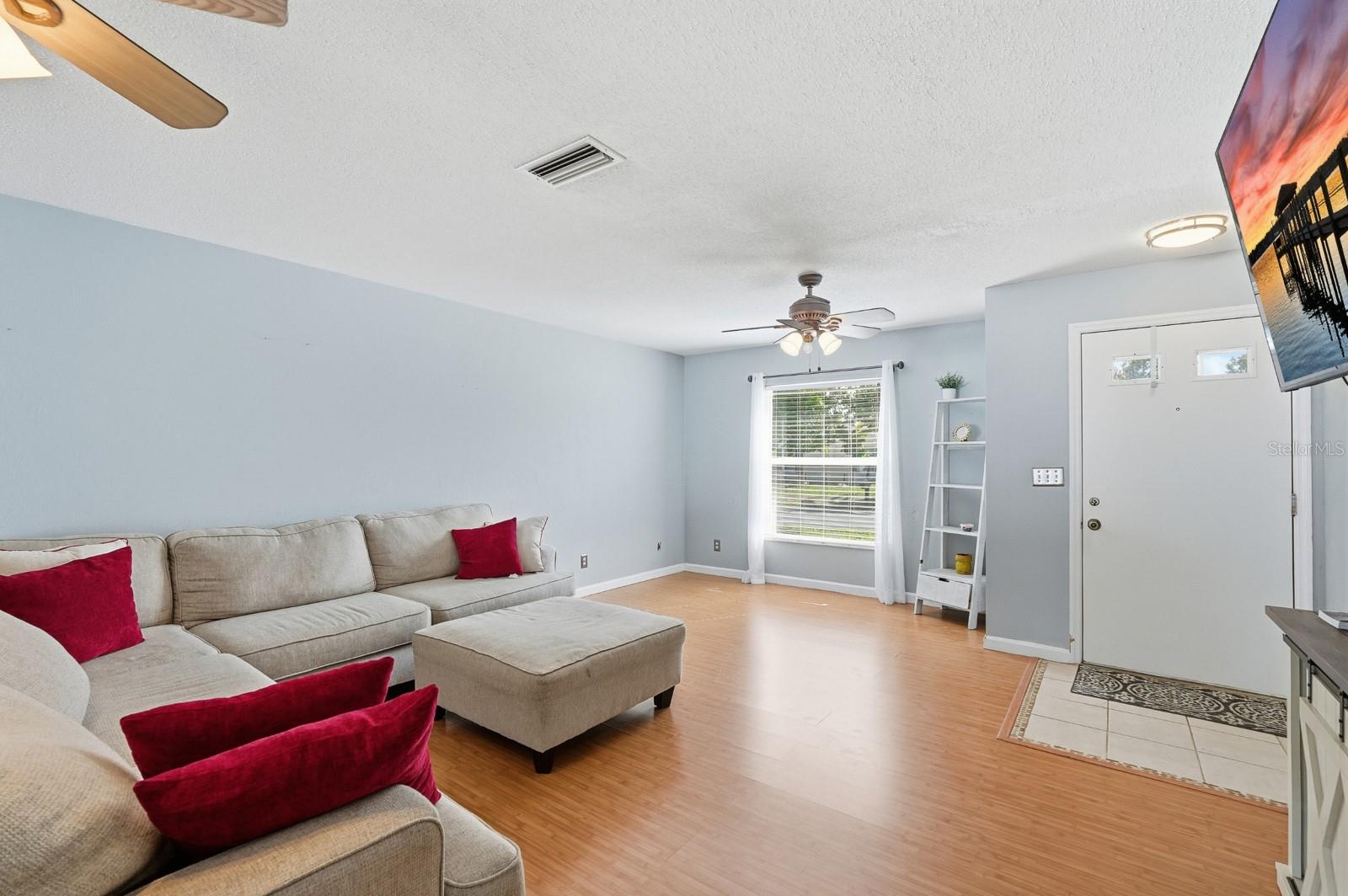 Image 6 of 33 For 145 Springwood Drive