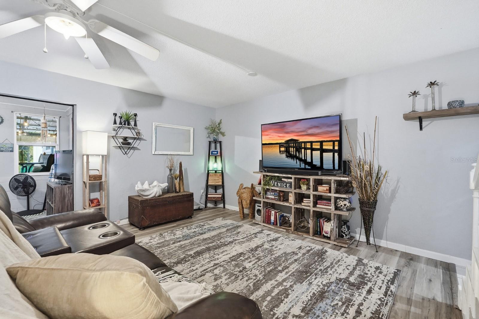 Image 18 of 56 For 812 Sugar House Boulevard