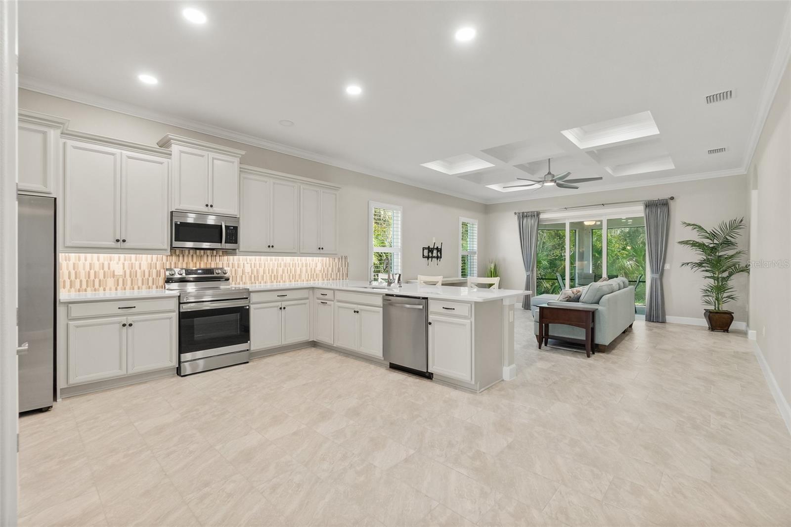 Image 12 of 80 For 41 Riverview Bend N