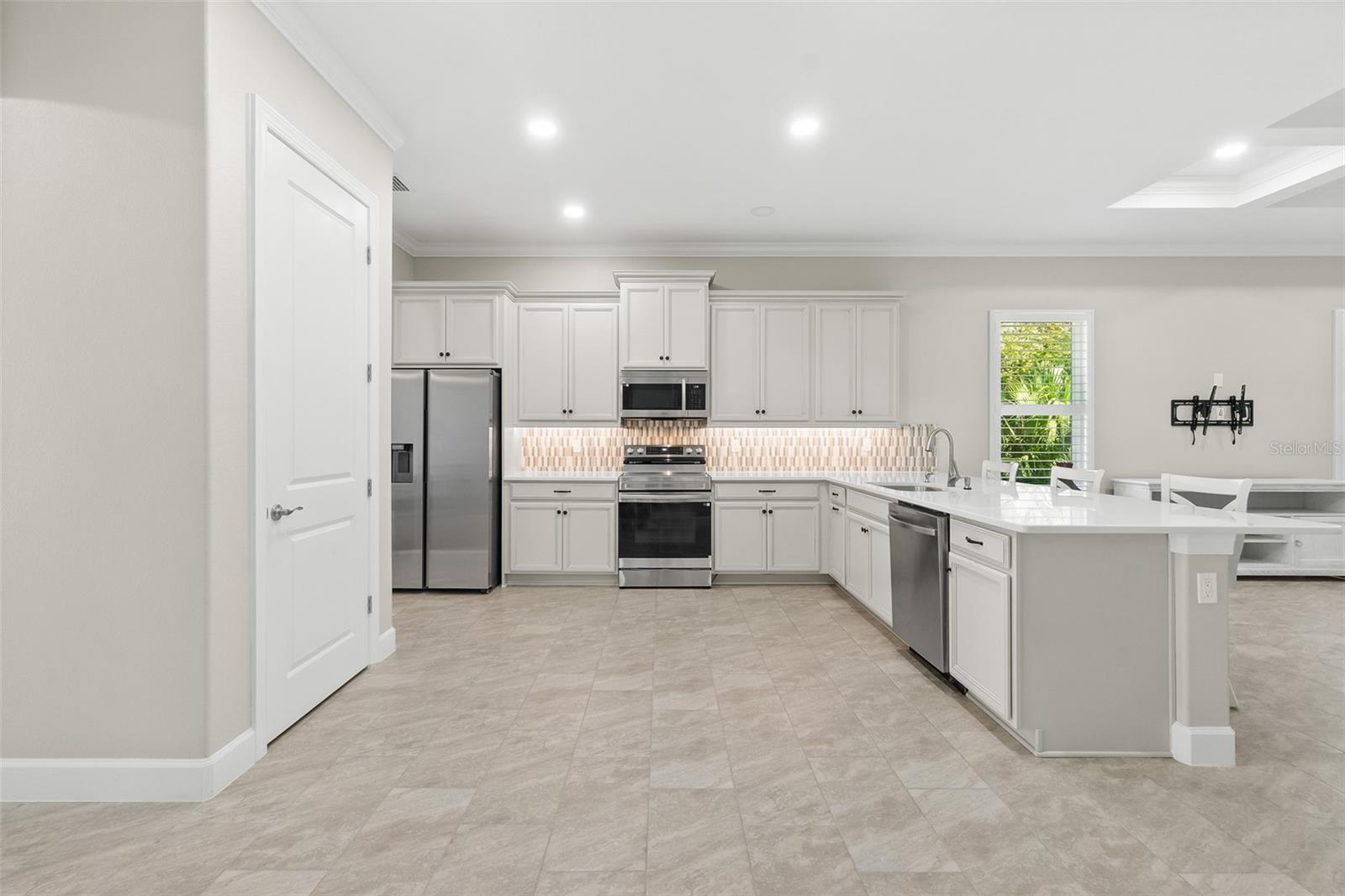 Image 13 of 80 For 41 Riverview Bend N