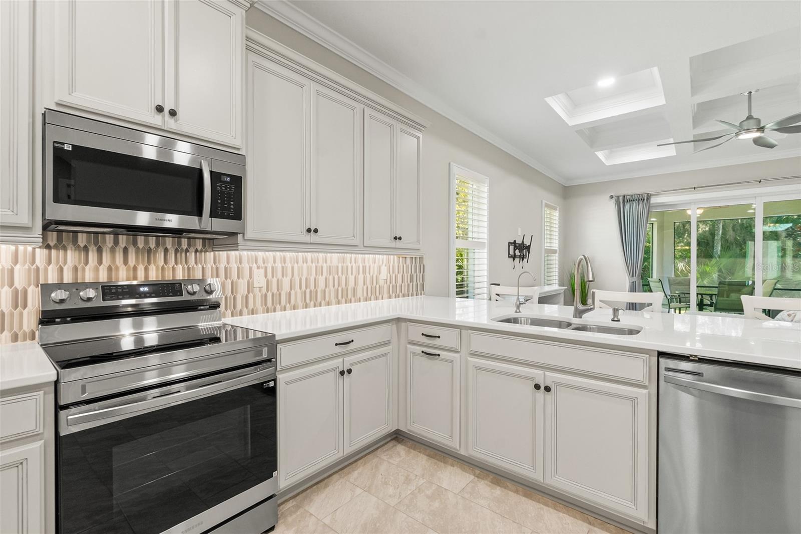 Image 17 of 80 For 41 Riverview Bend N