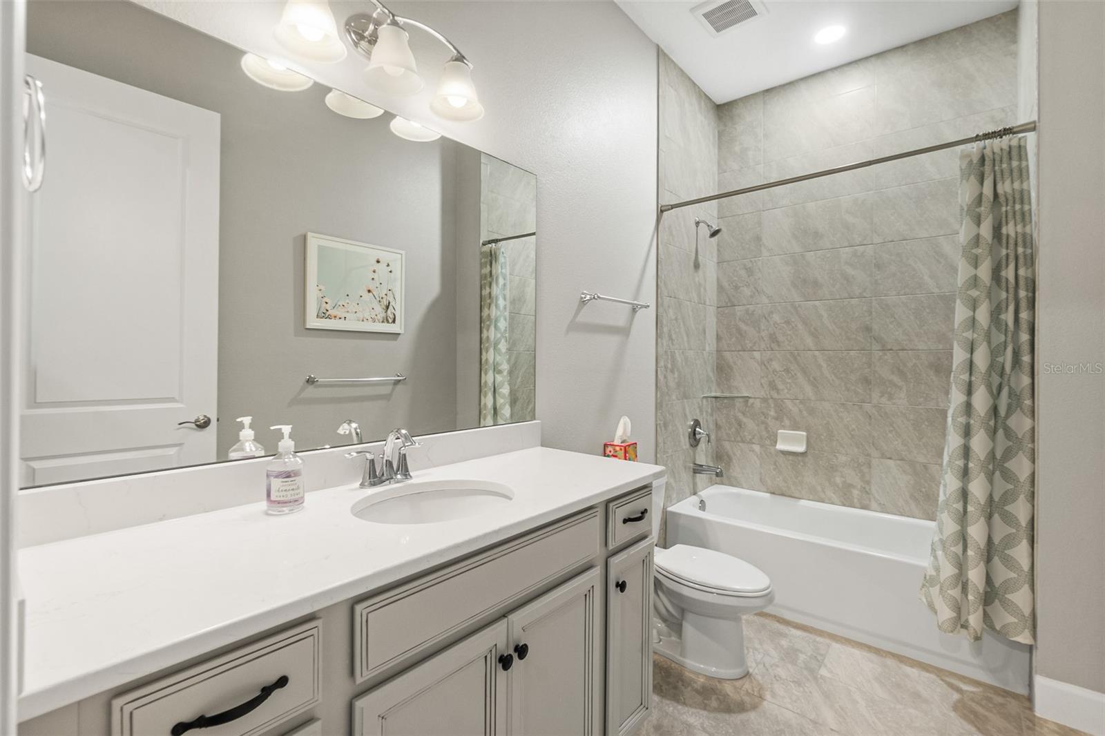 Image 30 of 80 For 41 Riverview Bend N