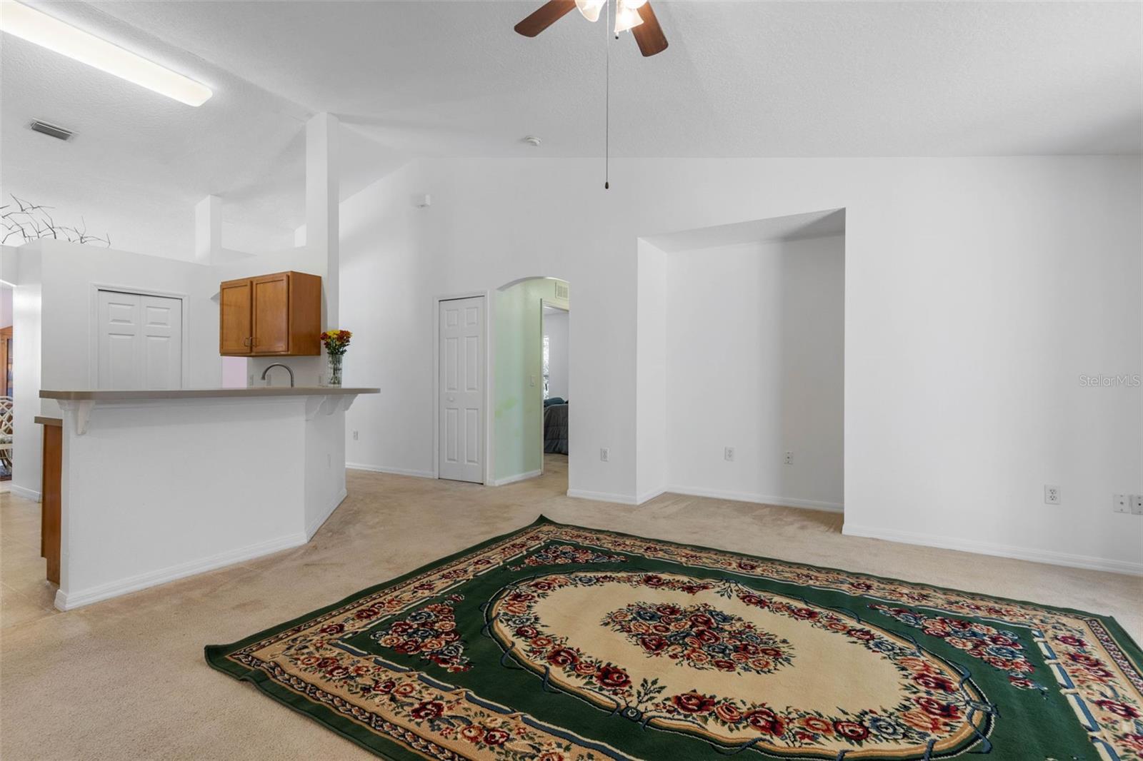 Image 11 of 43 For 81 Parkway Drive