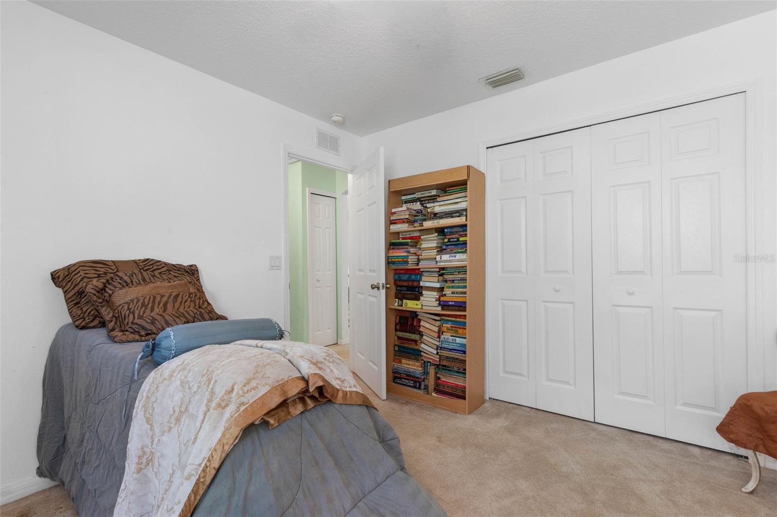 Image 26 of 43 For 81 Parkway Drive