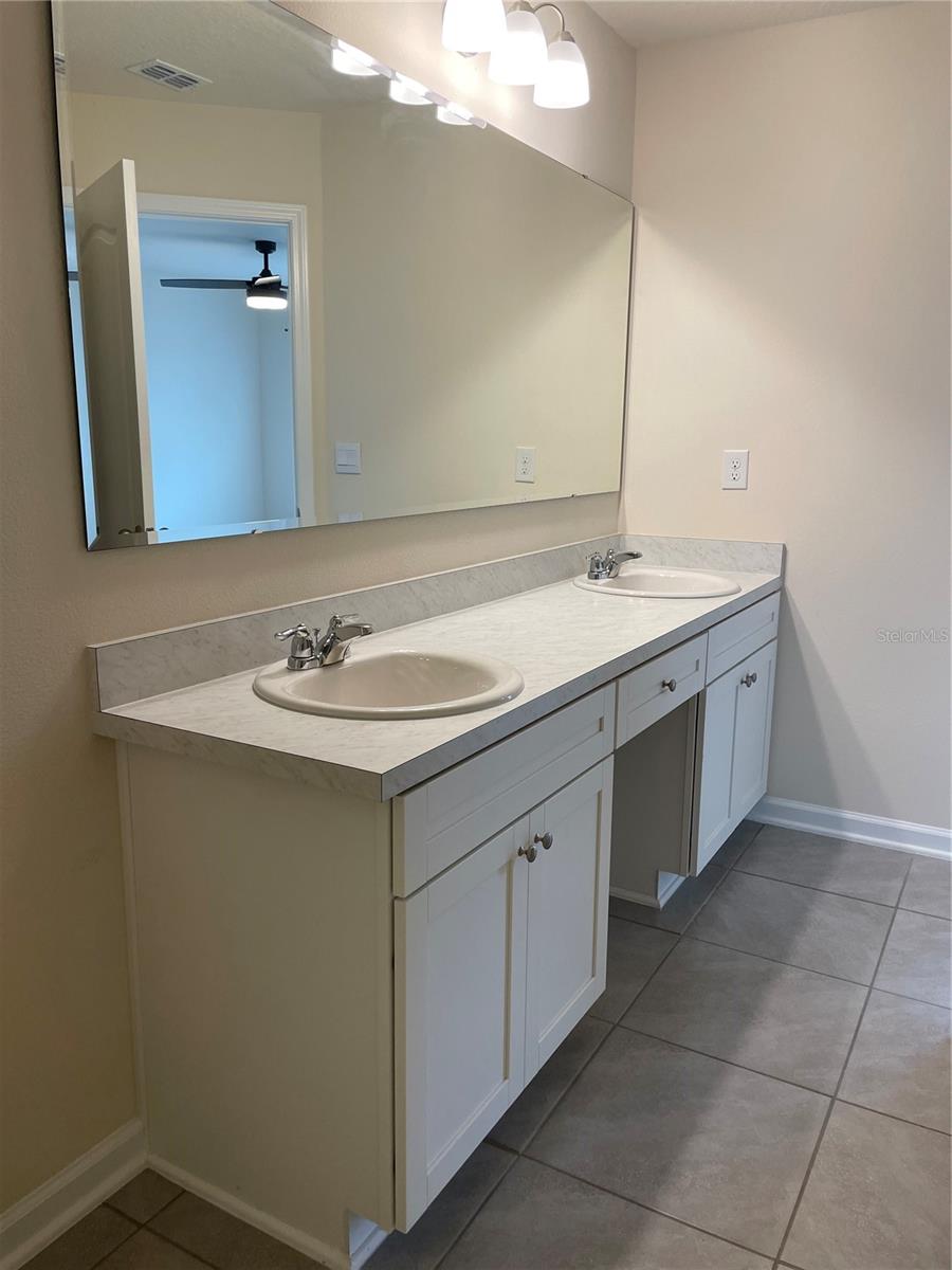 Image 22 of 27 For 159 Redbud Road