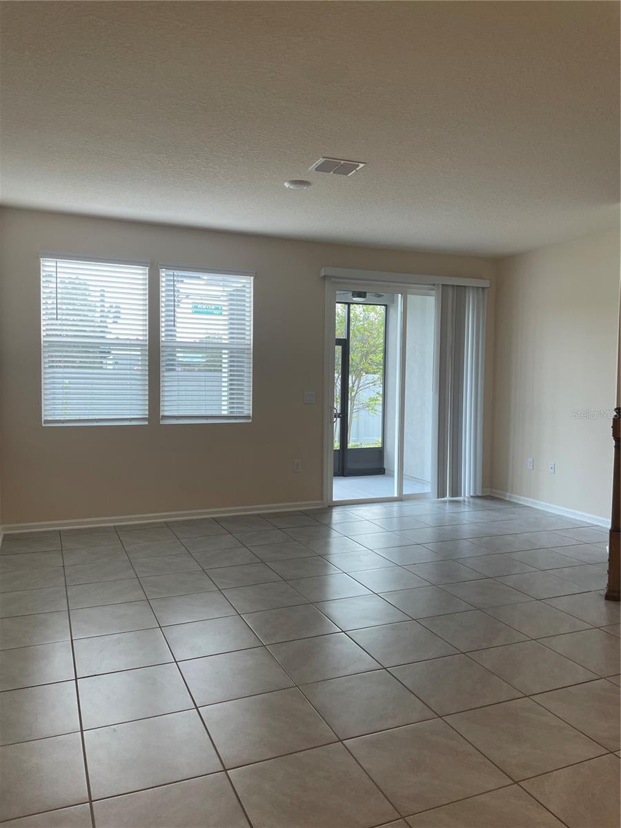 Image 7 of 27 For 159 Redbud Road