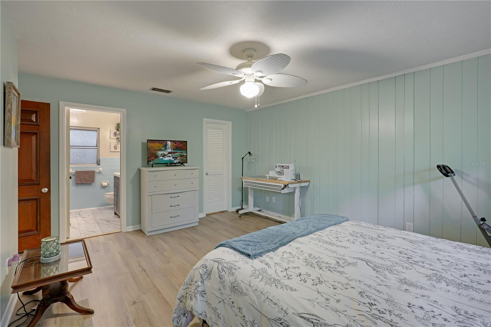 Image 34 of 79 For 4704 255th Drive