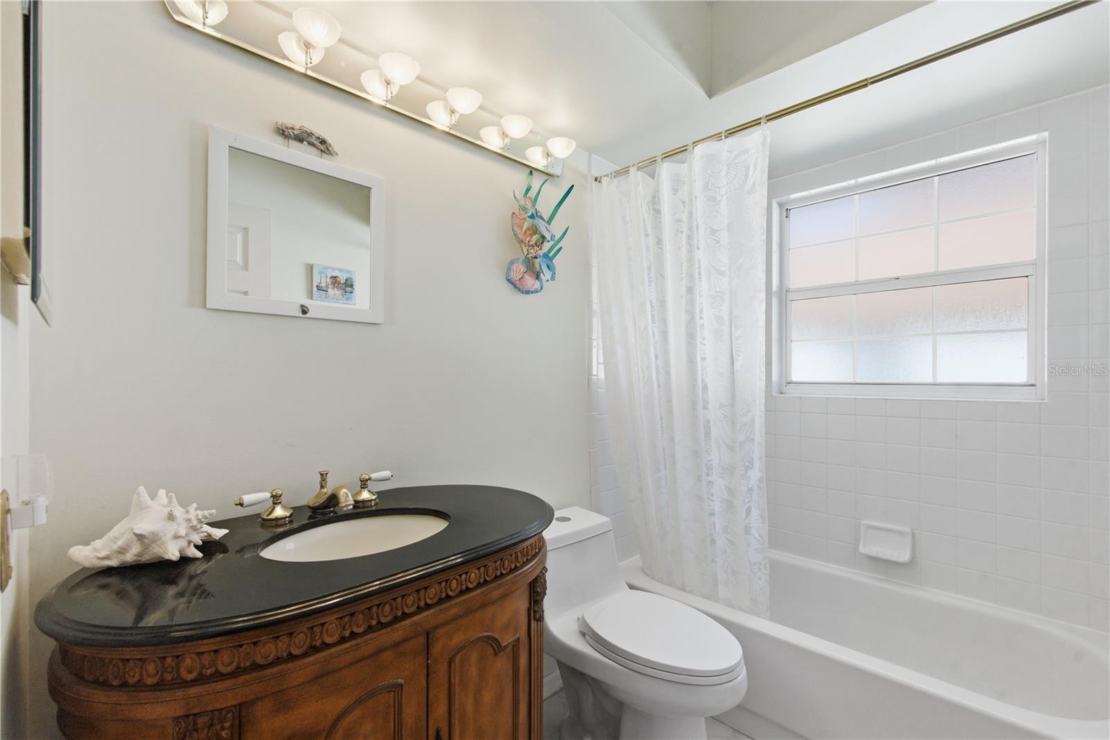 Image 31 of 55 For 37 San Jose Drive