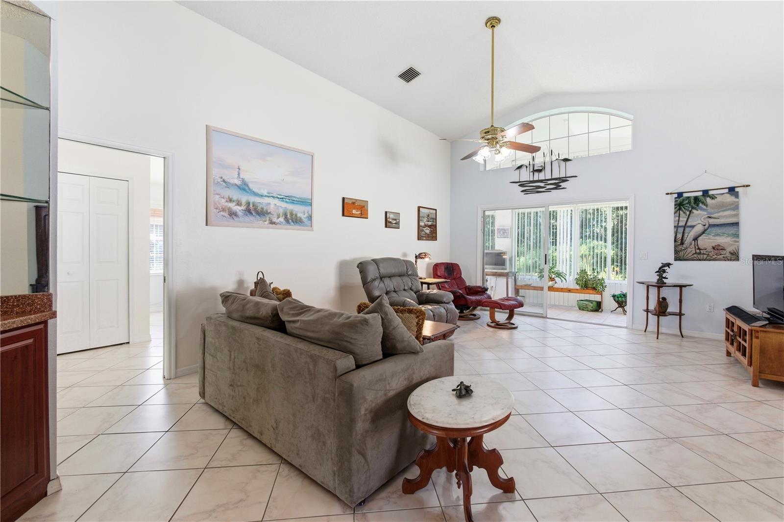 Image 8 of 55 For 37 San Jose Drive