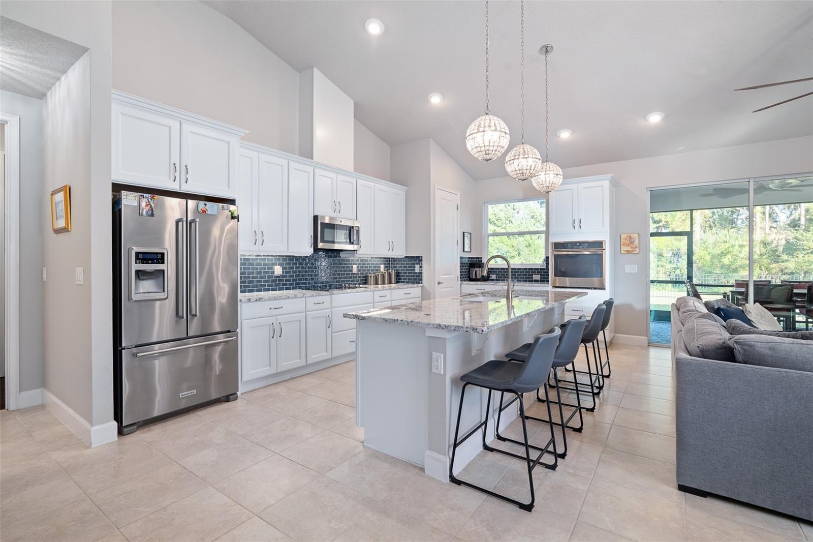 Image 15 of 46 For 823 Creekwood Drive