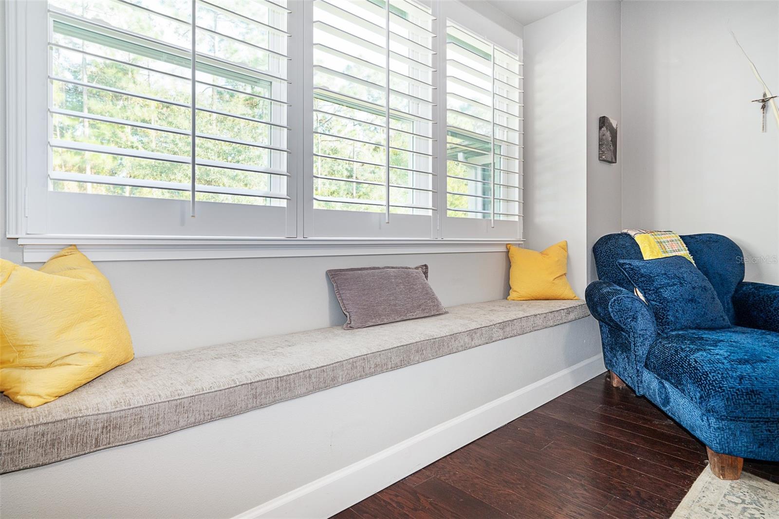 Image 29 of 46 For 823 Creekwood Drive